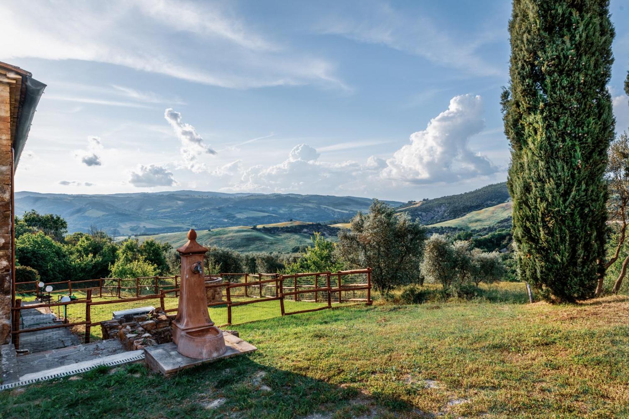 Agriturismo Aiole Villa Castiglione dʼOrcia Exterior foto